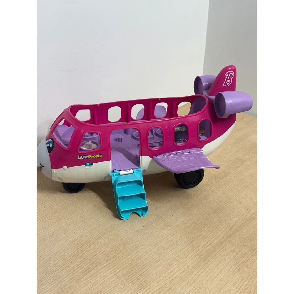 Fisher-Price Little People Barbie Dream Plane Pink Airplane HMG50 with 4 Figures